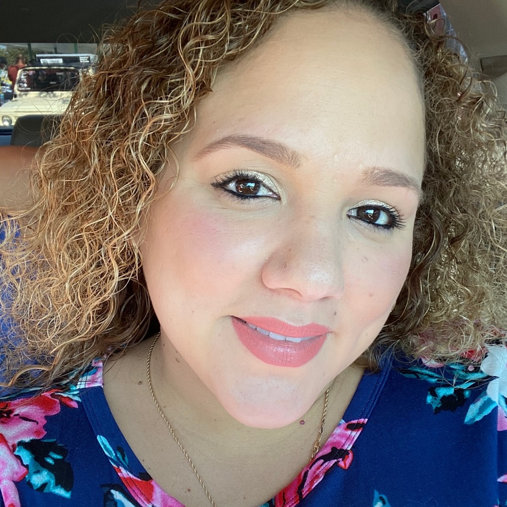 Meet your Posher, Christina